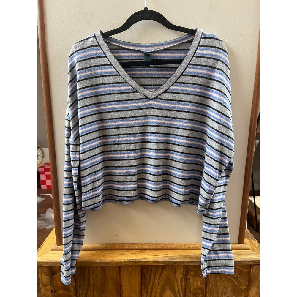 Wild Fable Cropped Top Womens XXL Gray Striped V-Neck Long Sleeve